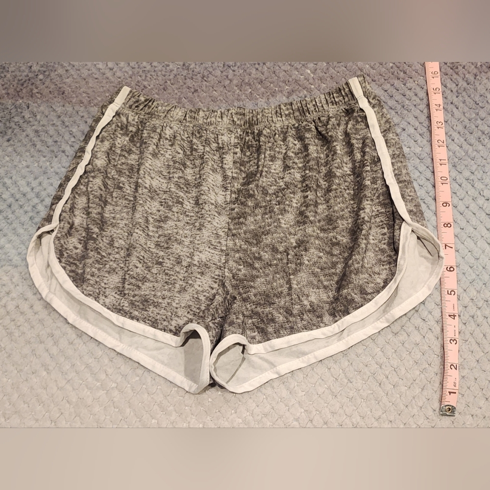 INDERO - Girls Heather Grey & White Stretchy Shorts